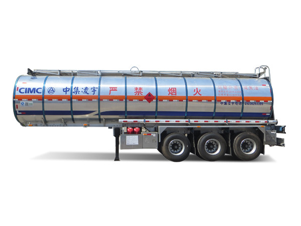 33.6方鋁合金保溫易燃液體運(yùn)輸半掛車(chē)