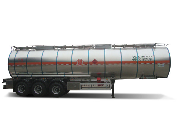 中集凌宇召開河南液罐車產品聯(lián)合推介會