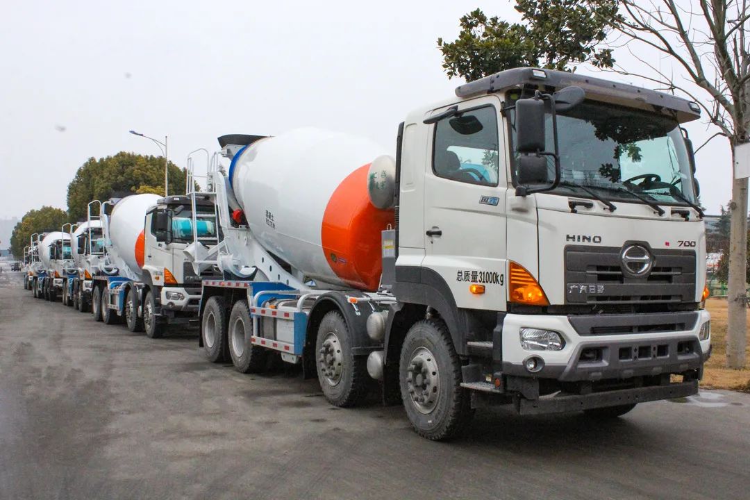 草長鶯飛二月天，凌宇攪拌赴前線！