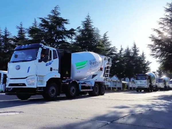 新聞關(guān)注丨國家發(fā)改委、財政部：2025國四重卡更高可補貼14萬元；新能源重卡12月銷1.5萬