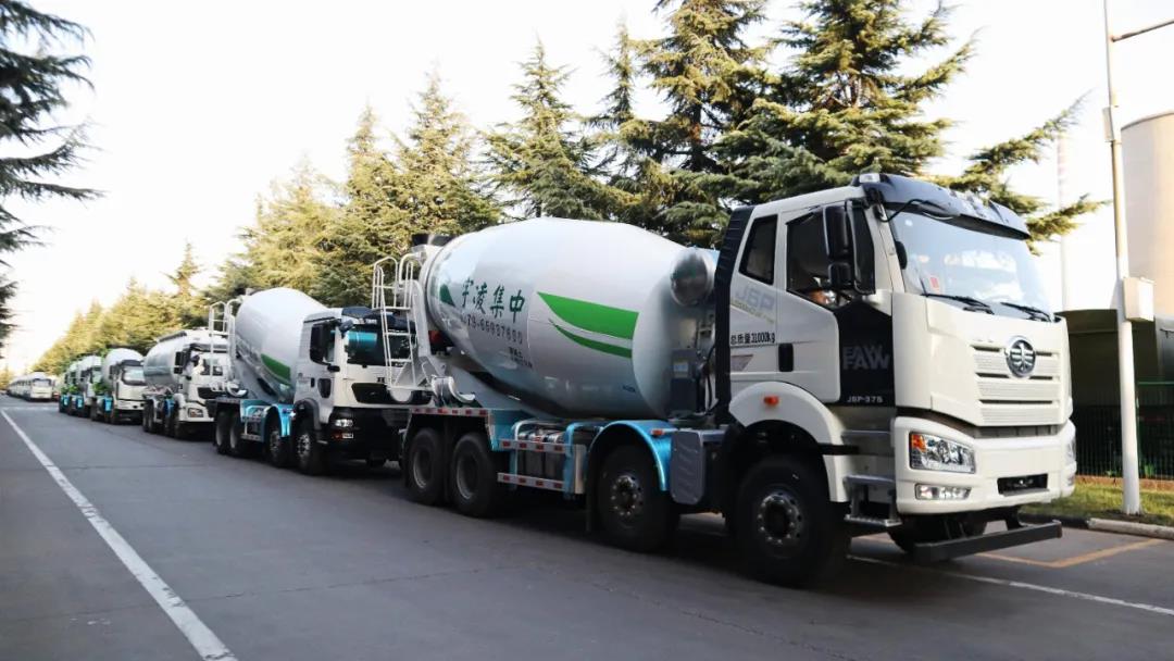 【重卡新聞】11月重卡銷售量新鮮出爐！銷4.8萬輛創(chuàng)年內(nèi)新低