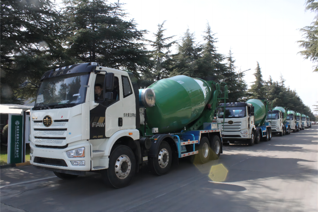 【重卡新聞】里程碑意義！2月重卡銷量終結(jié)“21個月連降”