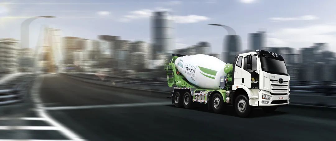 走南闖北，TA依舊一往無前，詮釋自信人生