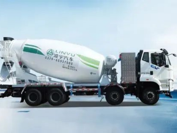 卡友購車選誰好？聽聽DeepSeek的大實話！