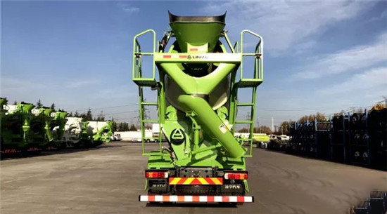 中集凌宇新一代智匯版攪拌車，劍指2018市場(chǎng)